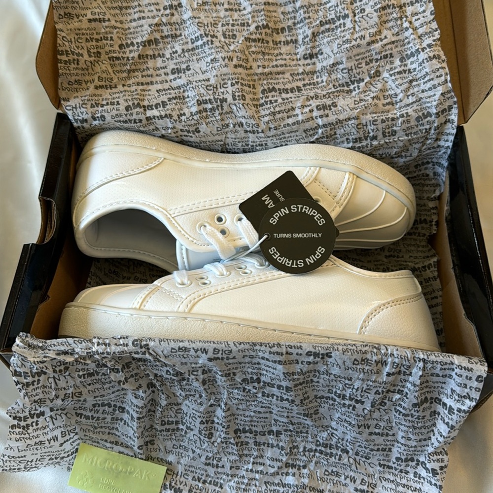 PASTRY | Kids Size 2 | White/White